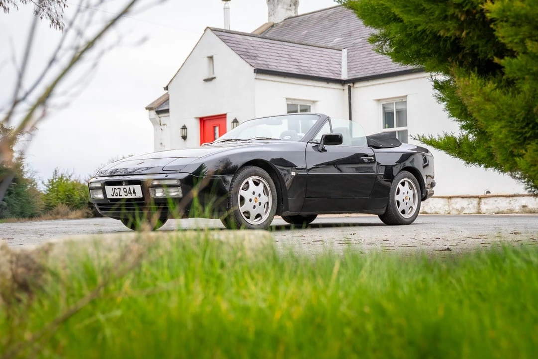 1992 Porsche 944 S2 - Image 9 of 30