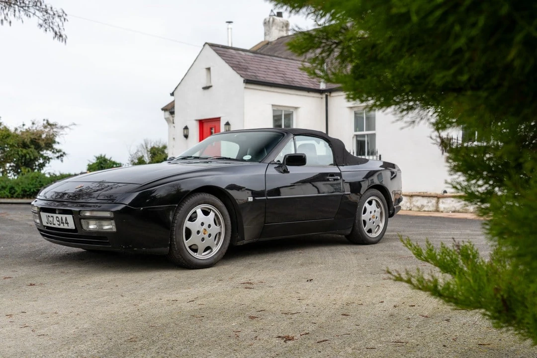1992 Porsche 944 S2 - Image 13 of 30