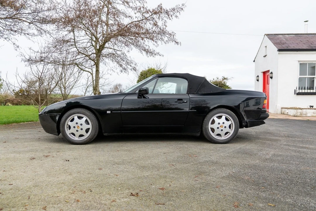 1992 Porsche 944 S2 - Image 14 of 30