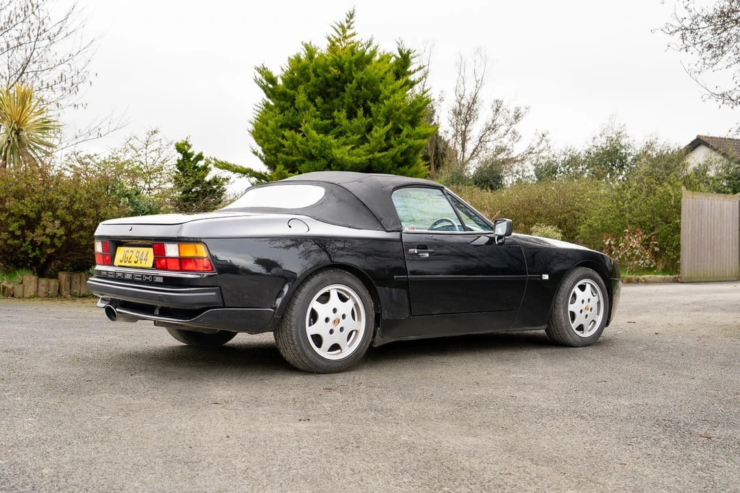 1992 Porsche 944 S2 - Image 19 of 30