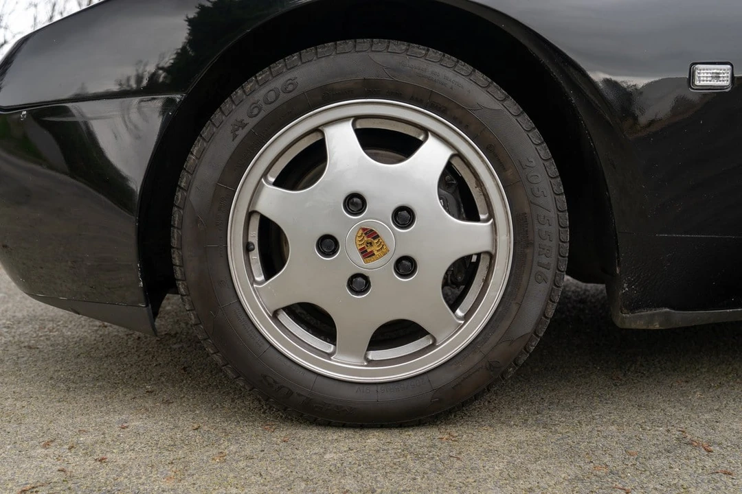 1992 Porsche 944 S2 - Image 25 of 30