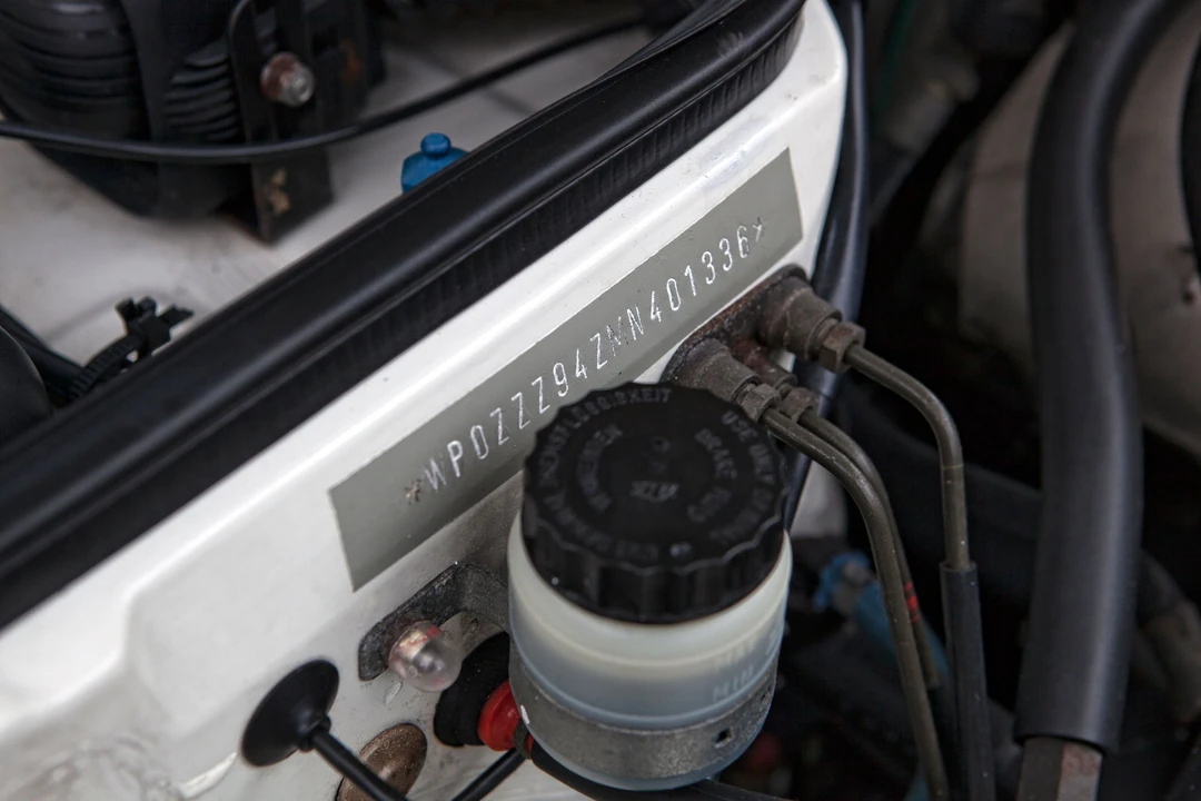 1992 Porsche 944 S2 - Image 9 of 31
