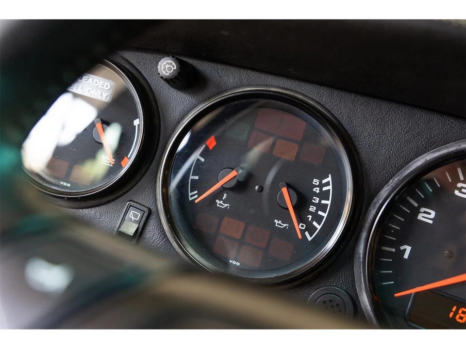 1992 Porsche 964 Carrera - Image 14 of 31