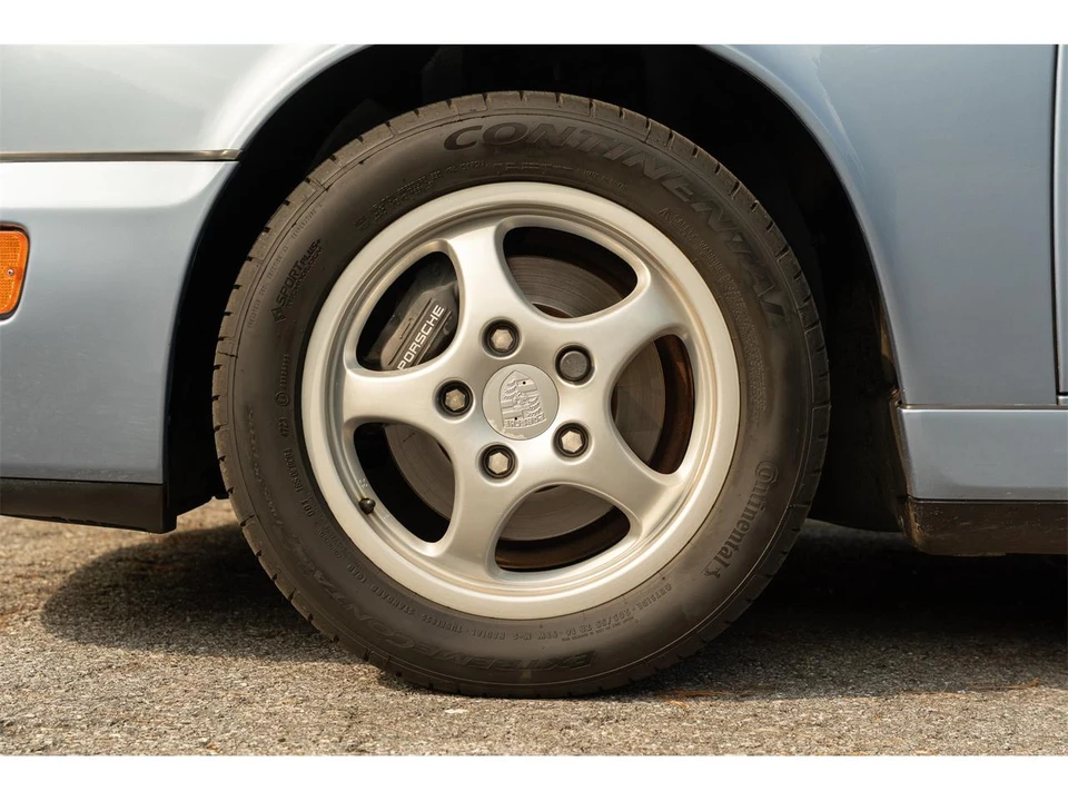 1992 Porsche 964 Carrera - Image 9 of 31