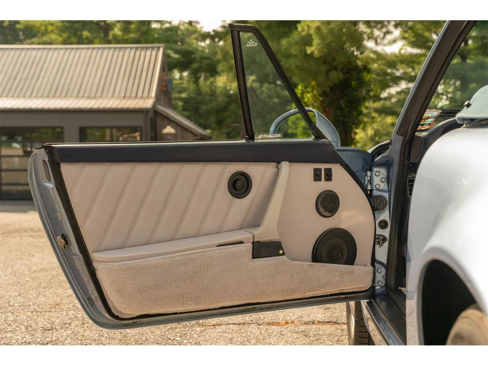 1992 Porsche 964 Carrera - Image 13 of 31