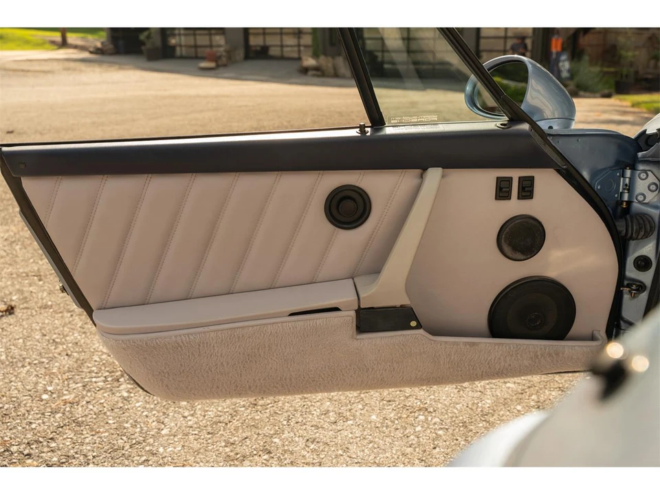 1992 Porsche 964 Carrera - Image 14 of 31