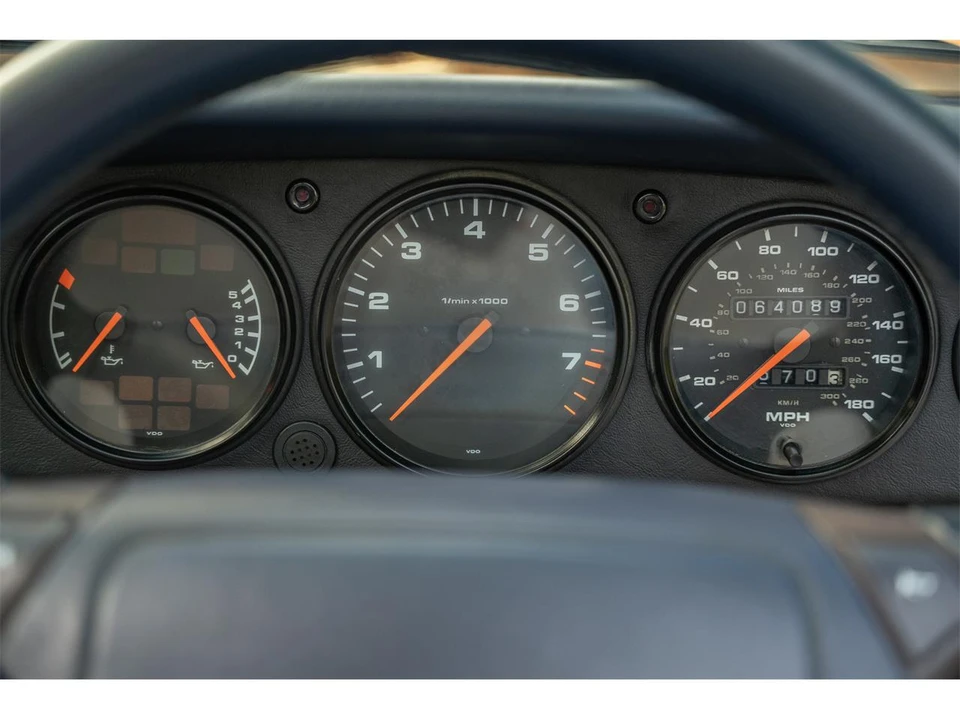 1992 Porsche 964 Carrera - Image 26 of 31
