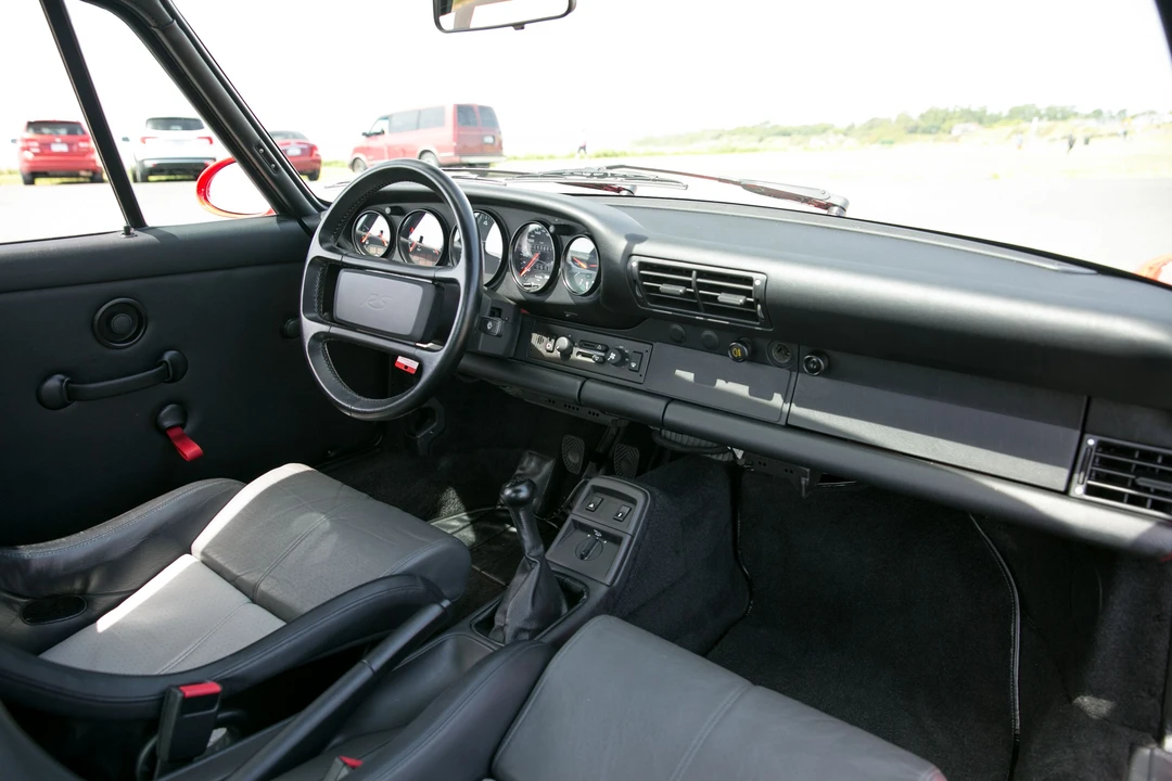 1992 Porsche 964 Carrera RS - Image 11 of 31