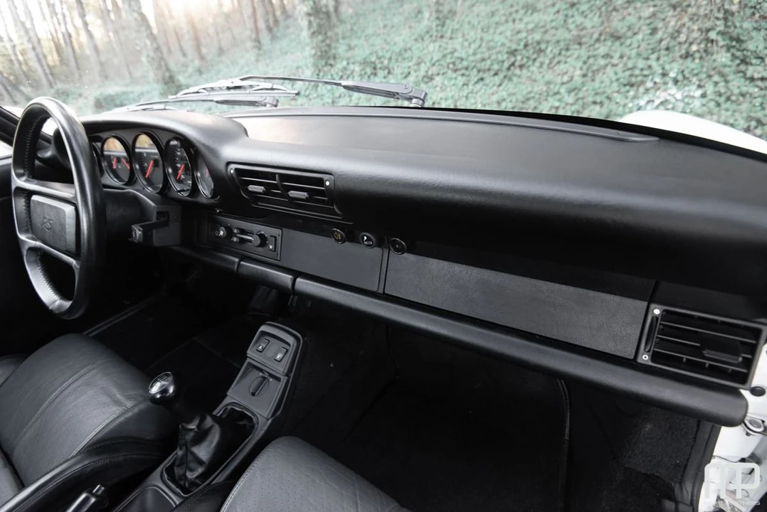 1992 Porsche 964 Carrera RS - Image 19 of 28