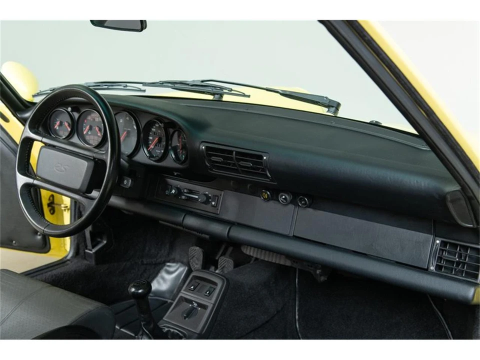 1992 Porsche 964 Carrera - Image 24 of 31