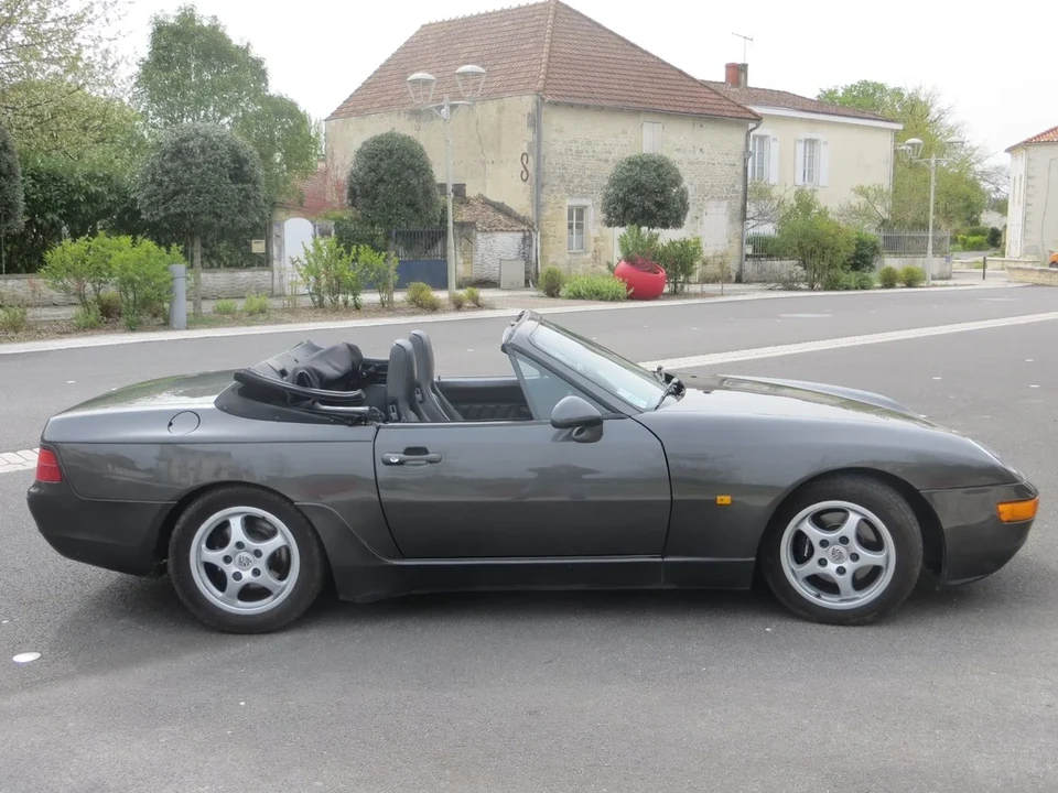 1992 Porsche 968 - Image 7 of 31
