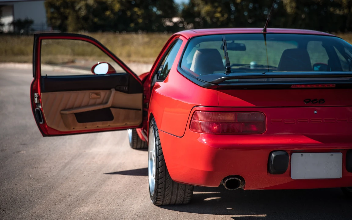 1992 Porsche 968 - Image 13 of 31
