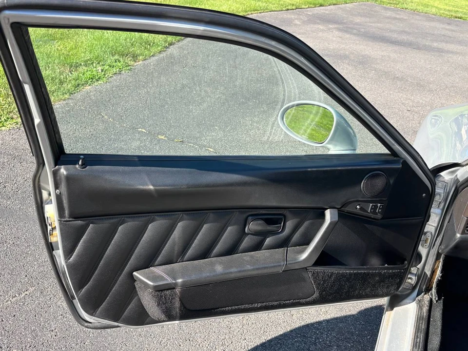1992 Porsche 968 - Image 8 of 23
