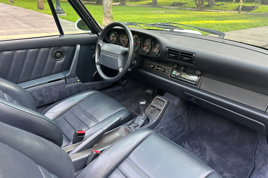 1992 Porsche 964 Carrera - Image 13 of 20
