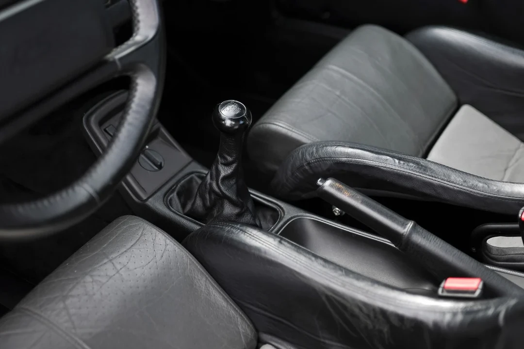 1992 Porsche 964 Carrera RS - Image 16 of 30