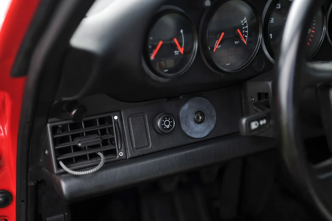 1992 Porsche 964 Carrera RS - Image 17 of 30