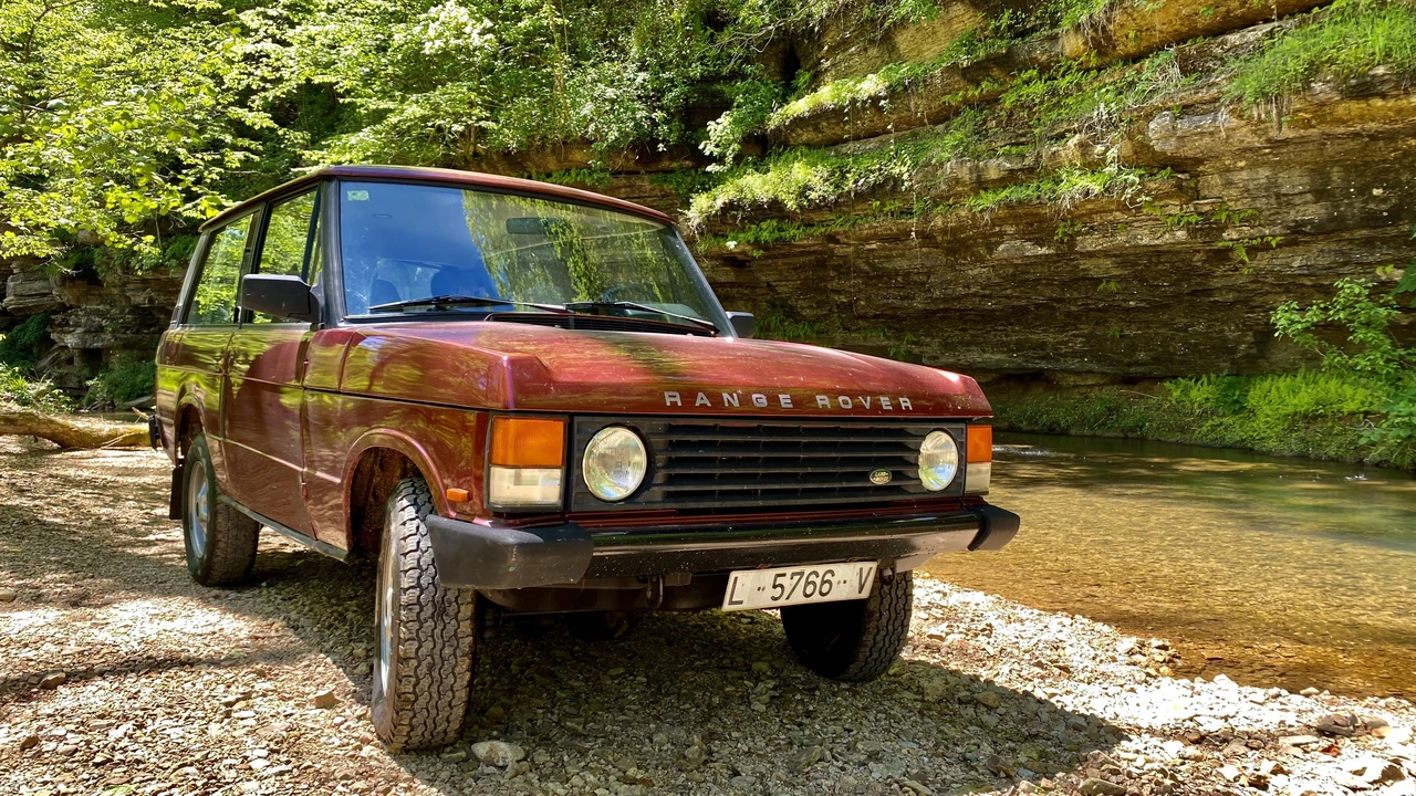 1992 Land Rover Range Rover Classic - Image 13 of 30