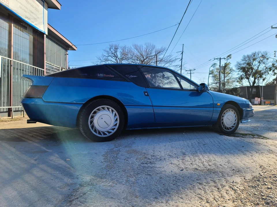 1992 Renault - Image 21 of 31