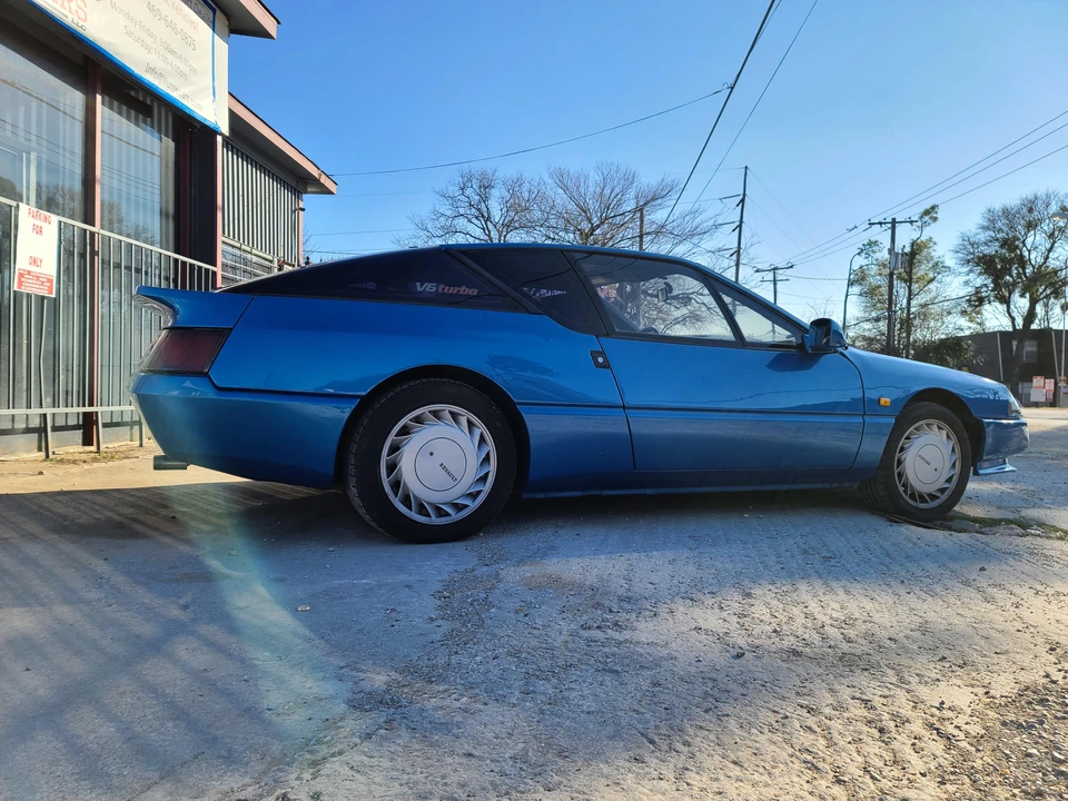 1992 Renault - Image 20 of 31