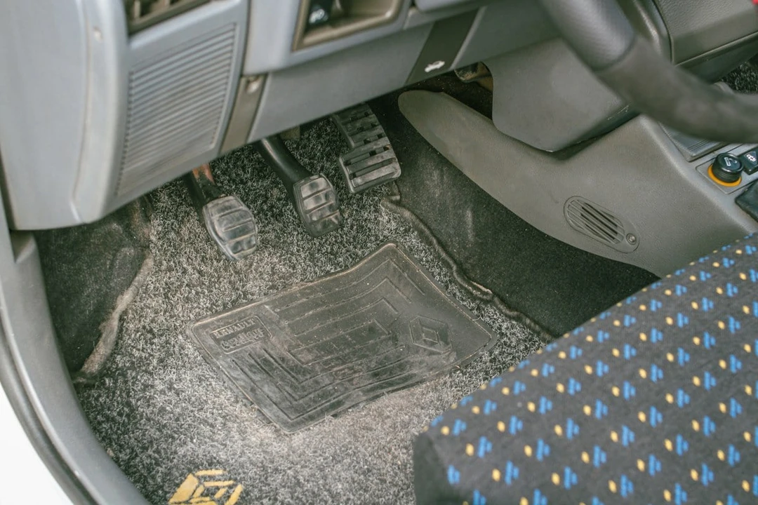 1992 Renault Clio 1st Gen - Image 15 of 31