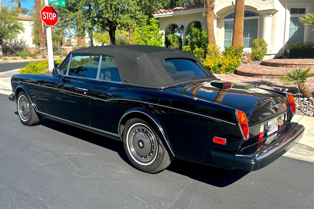 1992 Rolls-Royce Corniche Series IV - Image 4 of 31