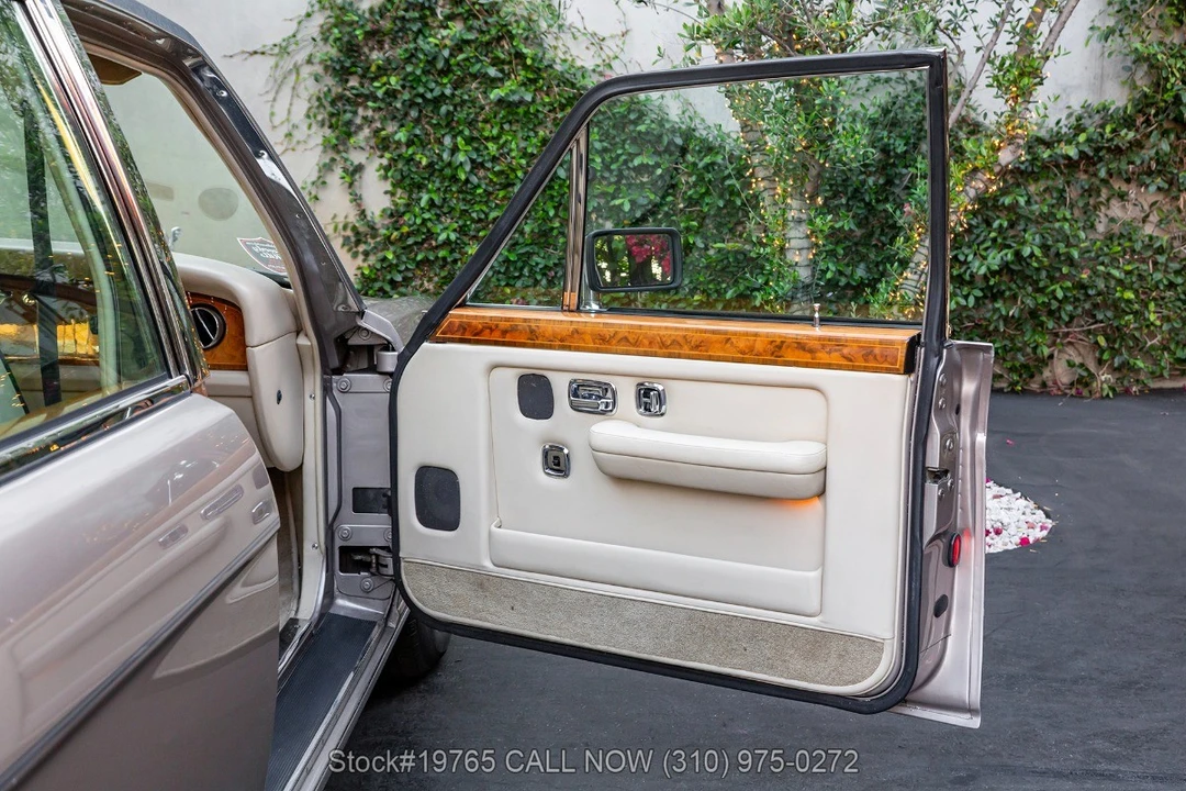 1992 Rolls-Royce Silver Spur & Spirit II - Image 30 of 31