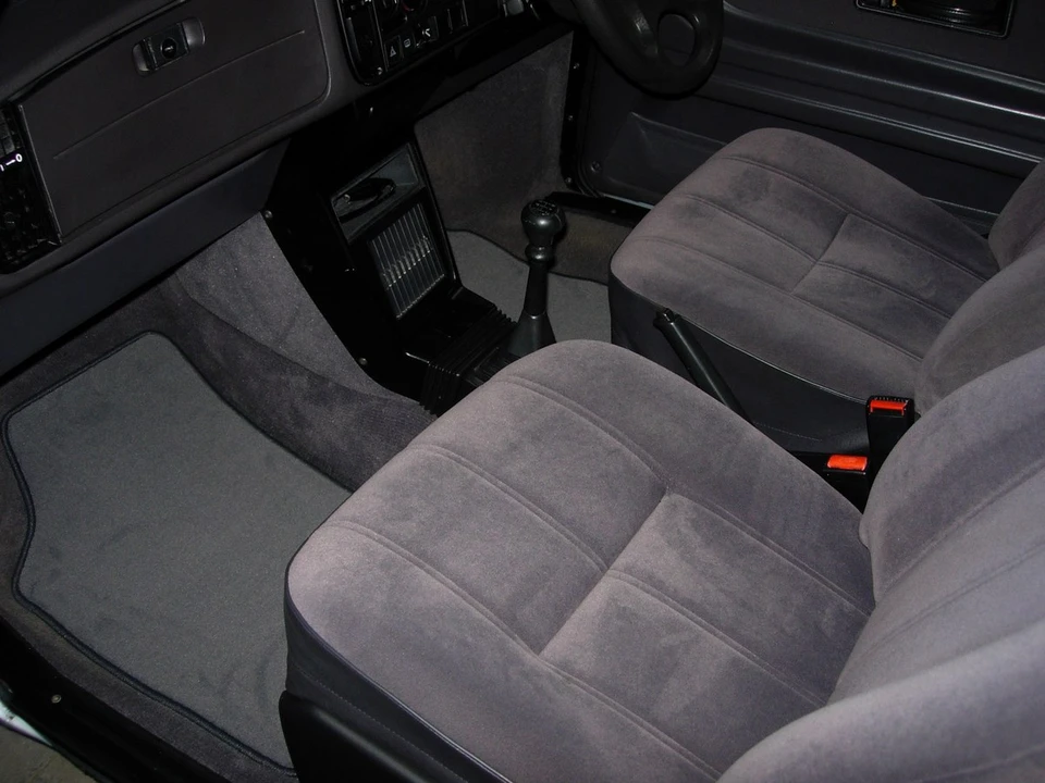 1992 Saab 900 1st Gen - Image 27 of 30