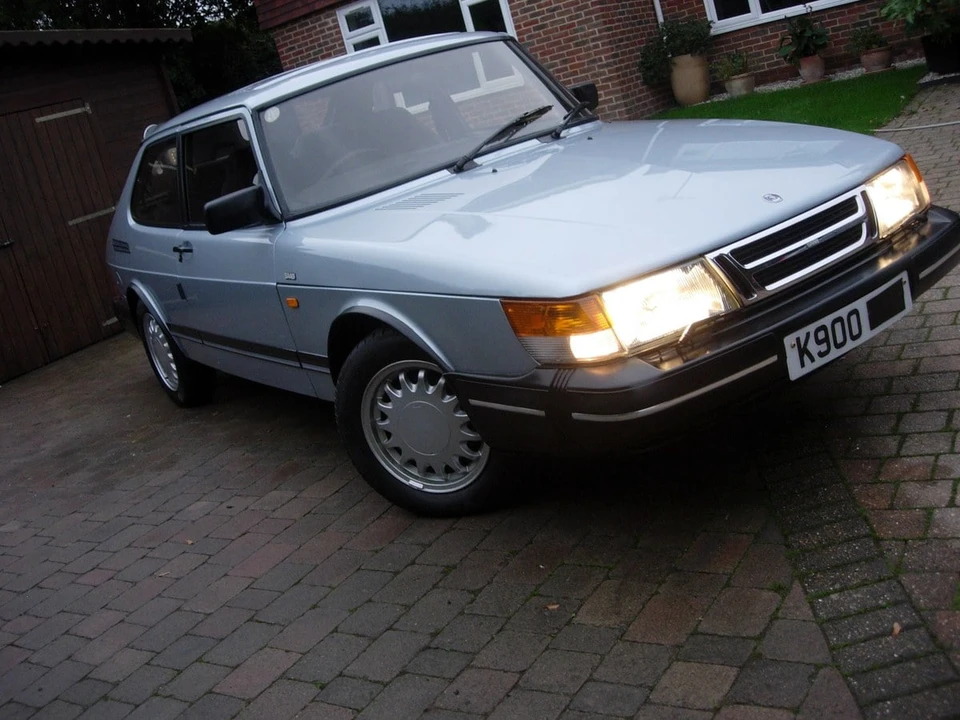 1992 Saab 900 1st Gen - Image 8 of 30