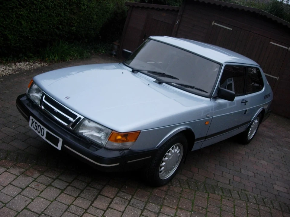 1992 Saab 900 1st Gen - Image 9 of 30
