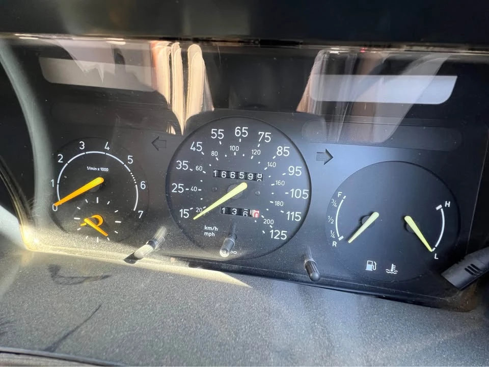 1992 Saab 900 1st Gen - Image 10 of 10