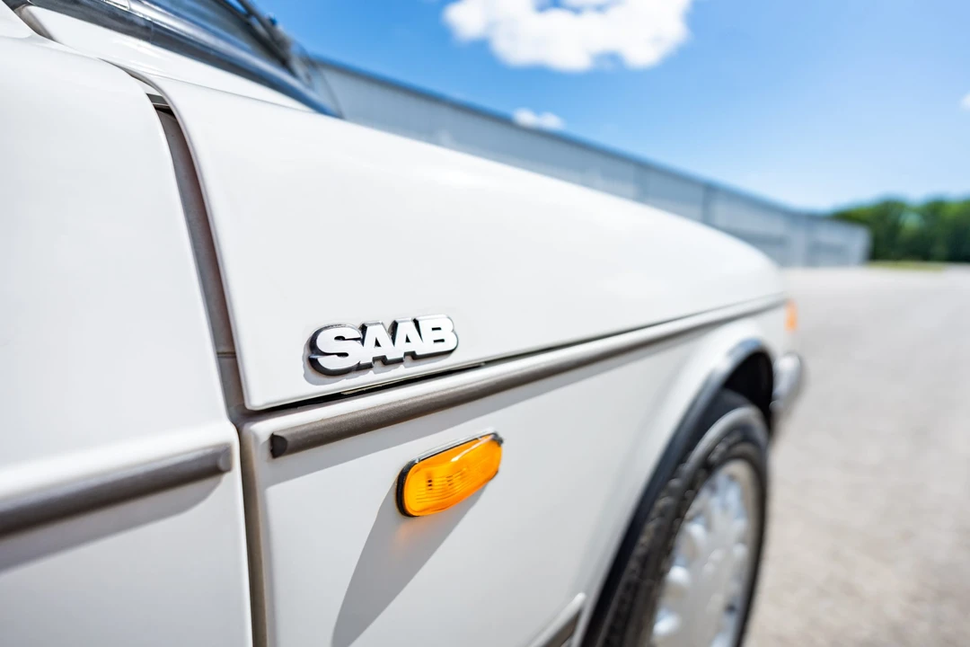 1992 Saab 900 1st Gen - Image 27 of 31