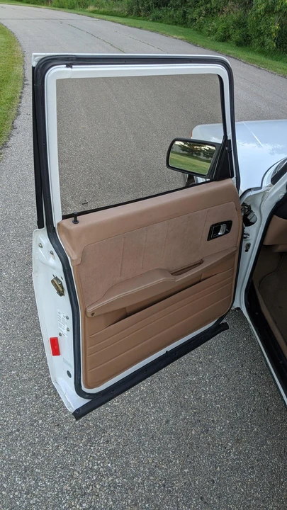 1992 Saab 900 1st Gen - Image 29 of 31