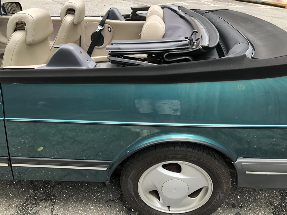 1992 Saab 900 Turbo 1st Gen - Image 13 of 24