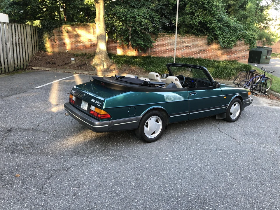 1992 Saab 900 Turbo 1st Gen - Image 3 of 24