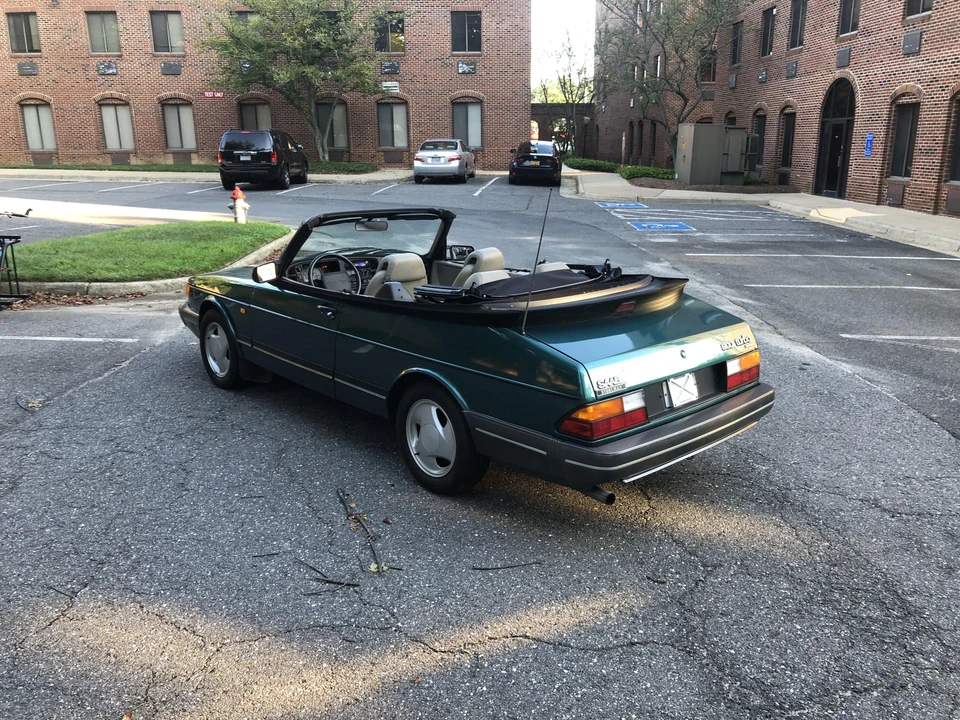 1992 Saab 900 Turbo 1st Gen - Image 5 of 24