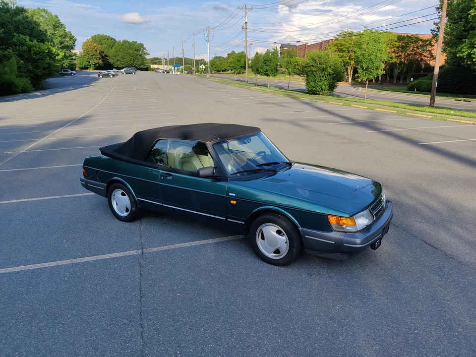 1992 Saab 900 Turbo 1st Gen - Image 19 of 31