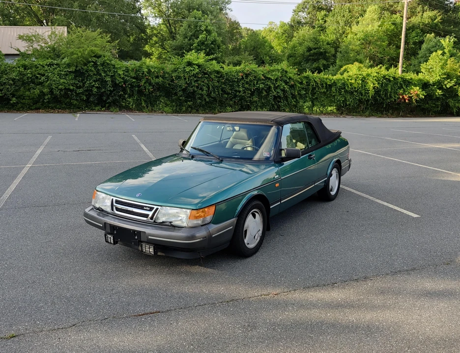 1992 Saab 900 Turbo 1st Gen - Image 9 of 31