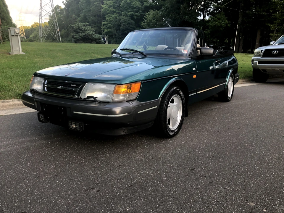 1992 Saab 900 Turbo 1st Gen - Image 10 of 31