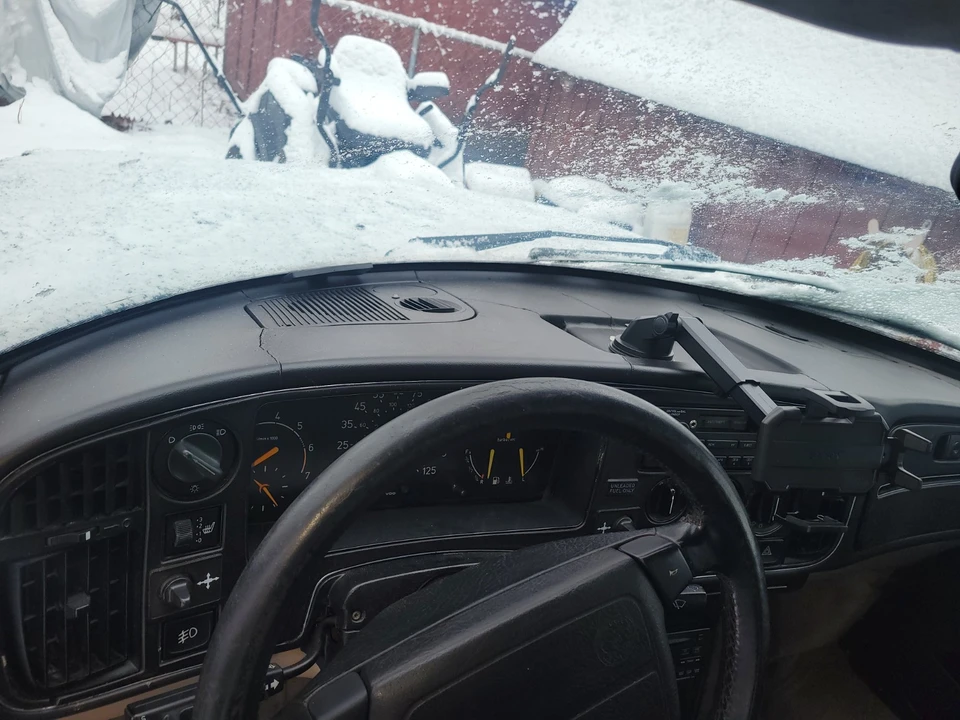 1992 Saab 900 1st Gen - Image 16 of 20