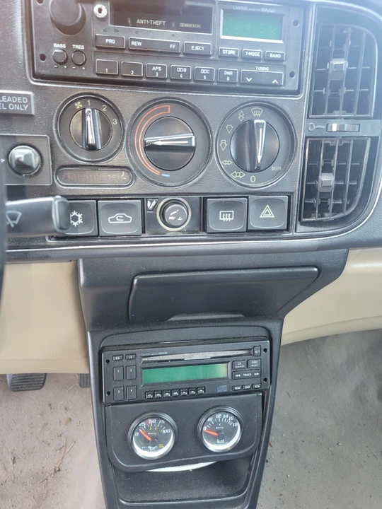 1992 Saab 900 1st Gen - Image 14 of 20