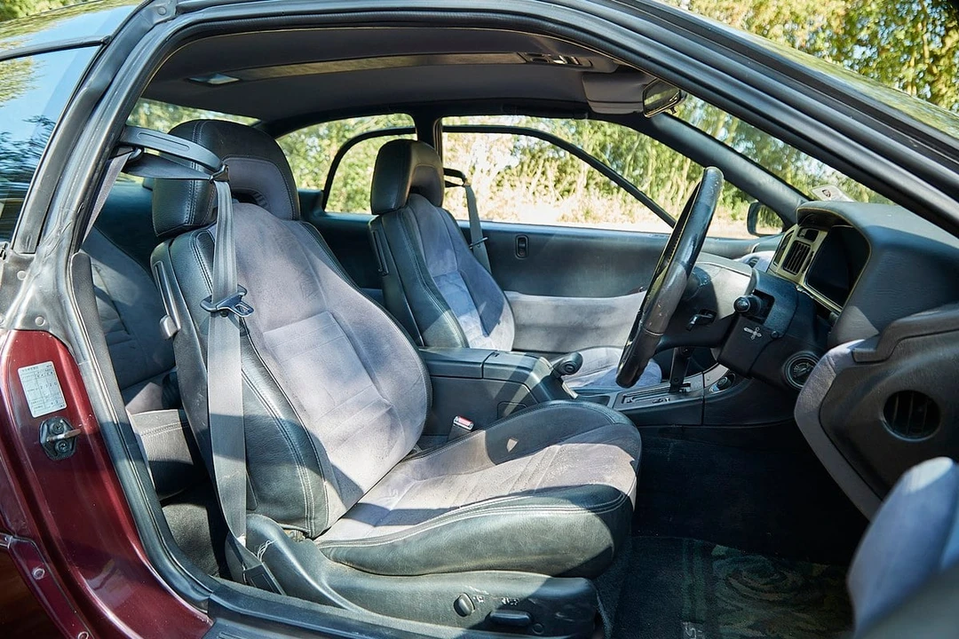 1992 Subaru SVX - Image 18 of 30