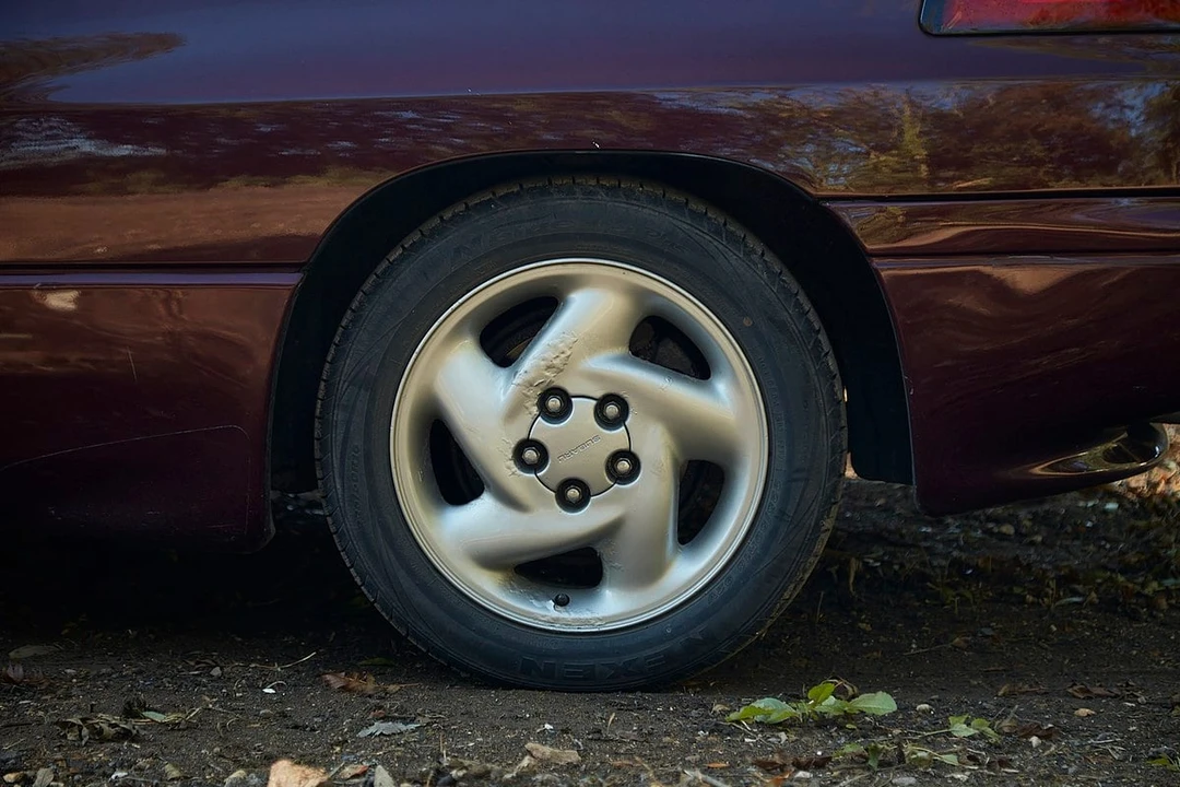 1992 Subaru SVX - Image 14 of 30