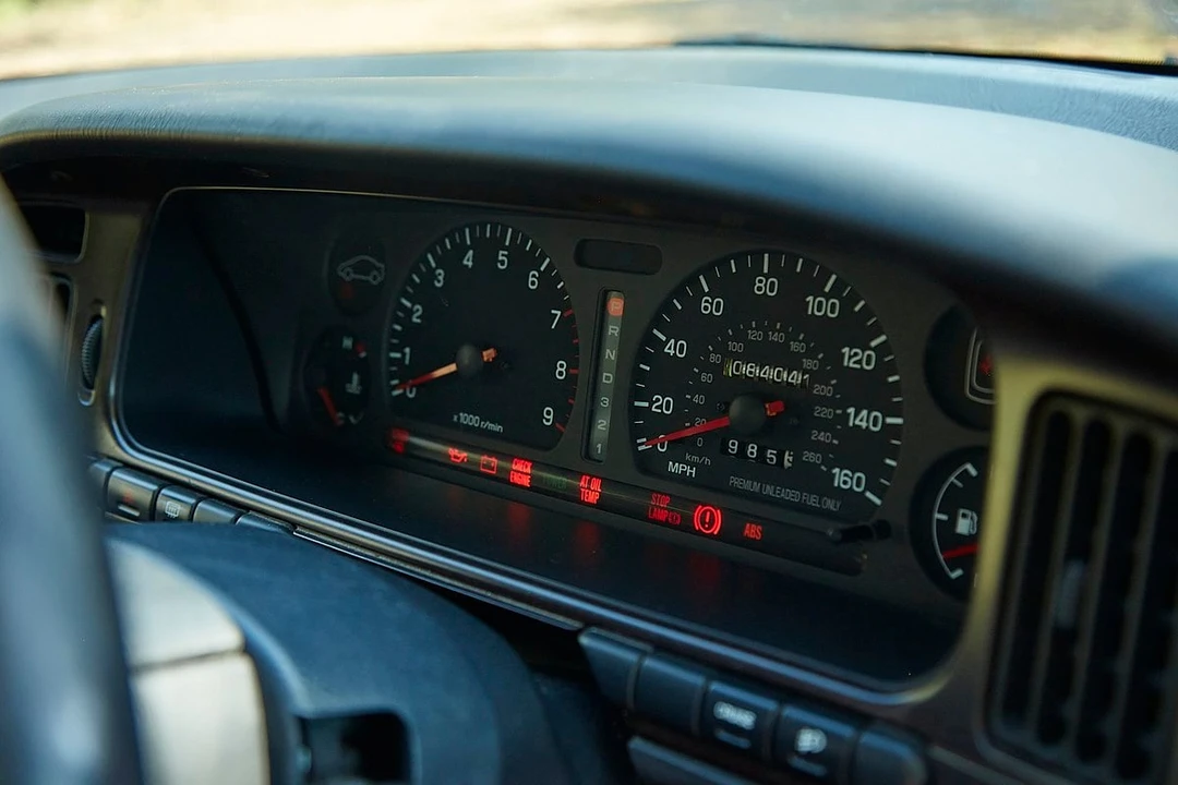 1992 Subaru SVX - Image 21 of 30