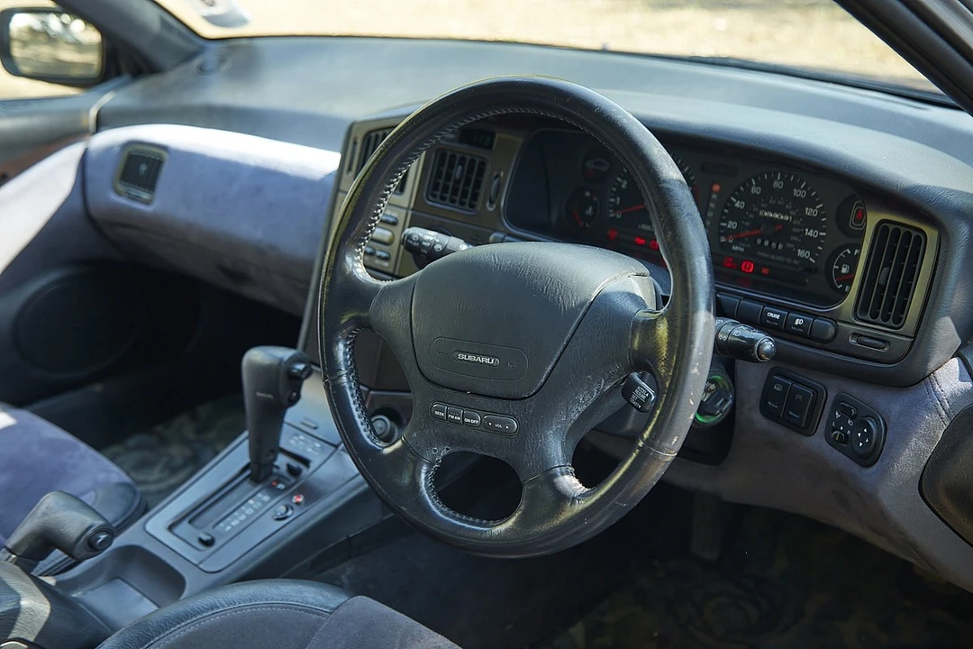 1992 Subaru SVX - Image 19 of 30