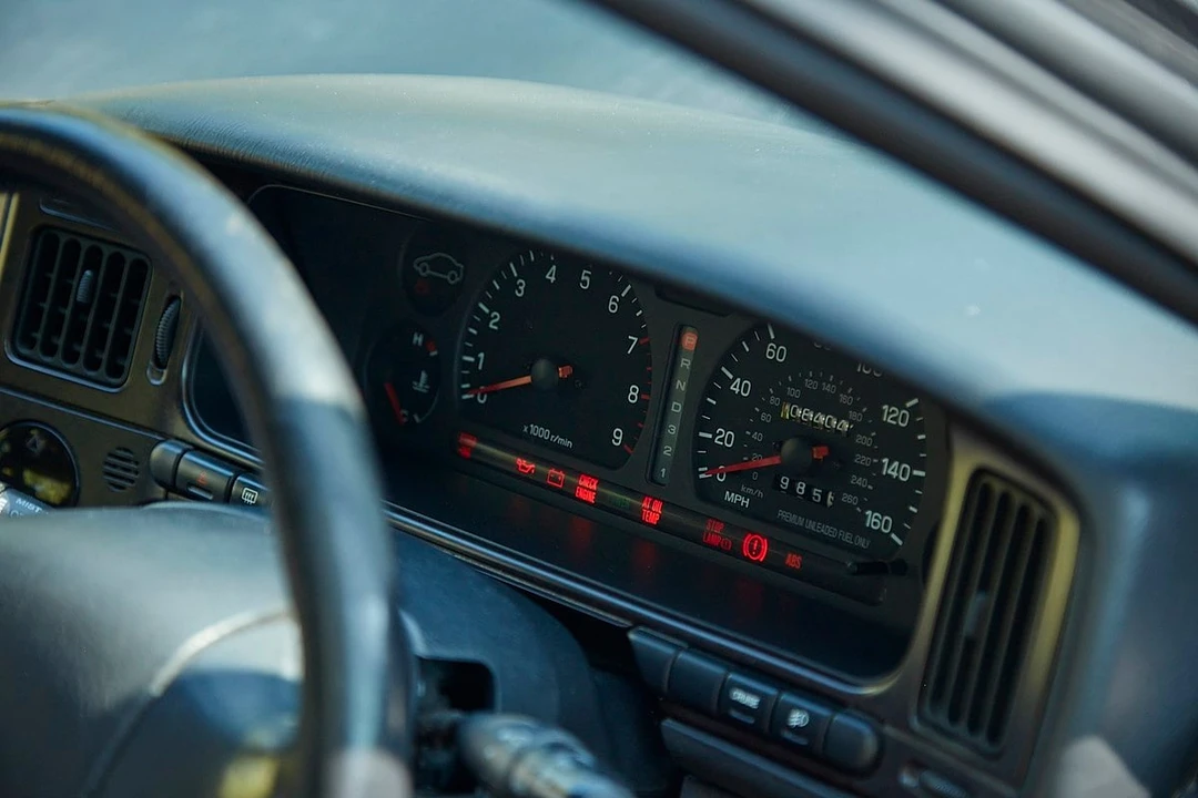 1992 Subaru SVX - Image 20 of 30