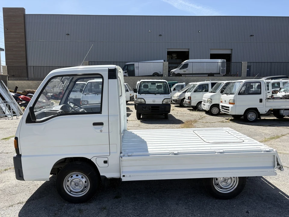 1992 Subaru Sambar 5th Gen - Image 18 of 31