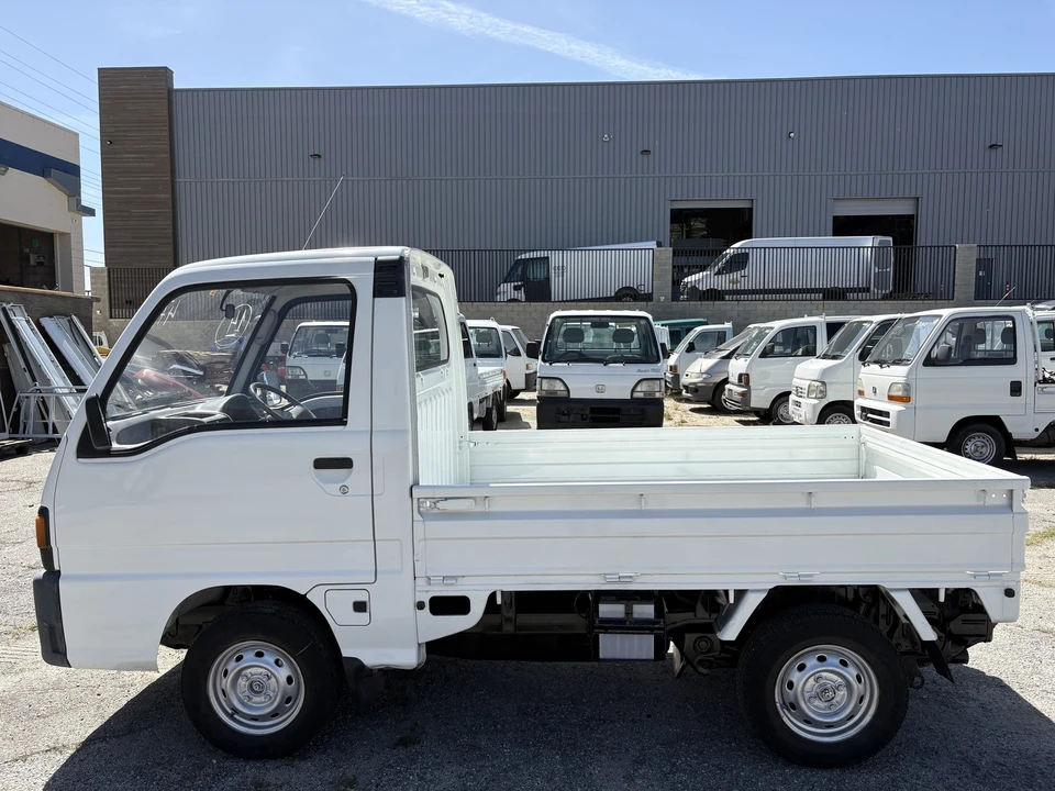 1992 Subaru Sambar 5th Gen - Image 4 of 31