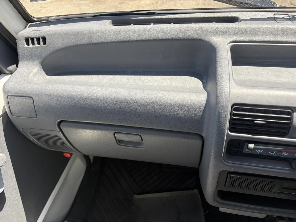1992 Subaru Sambar 5th Gen - Image 19 of 31