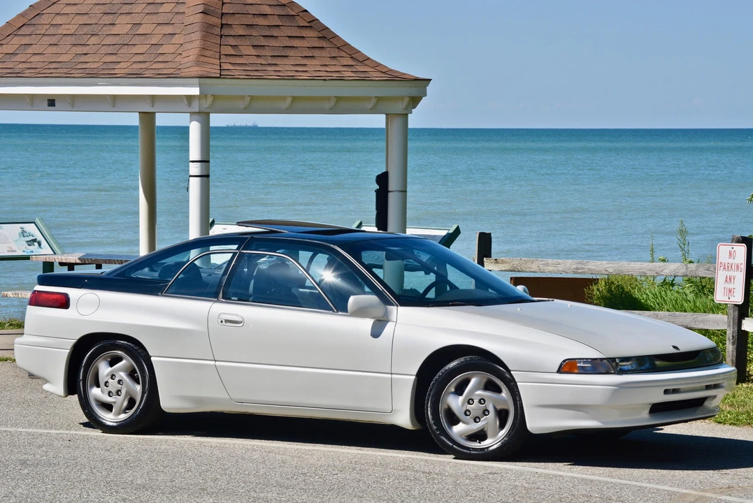 1992 Subaru SVX - Image 13 of 31