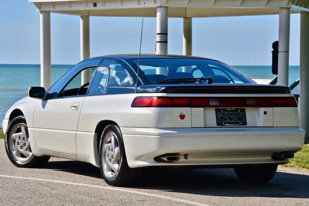 1992 Subaru SVX - Image 9 of 31
